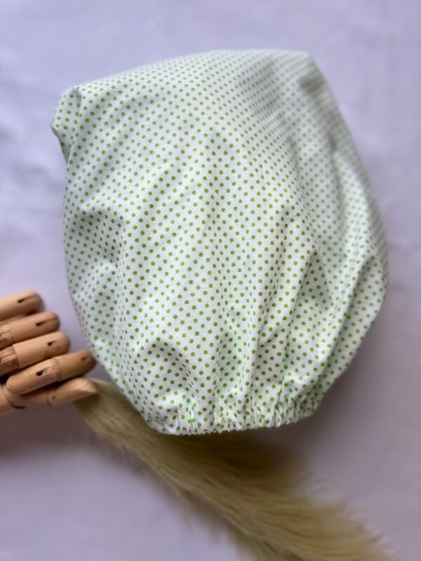 medvilnine paklode su guma, su zaliu smulkiu zirniuku motyvais