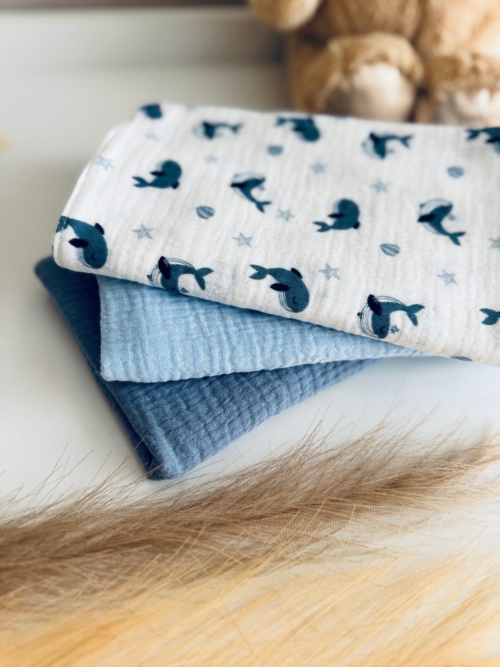 IMG_1373 muslino merliukai Maxi Melsvas, mėlynų atspalvių merliukai kūdikiams