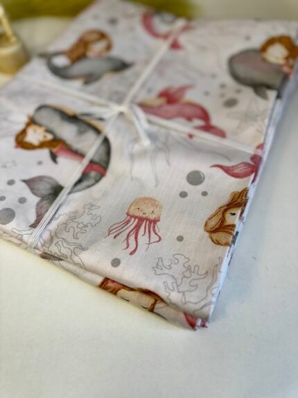 Patalynės užvalakalai Undinėlė, su rožiniais motyvais