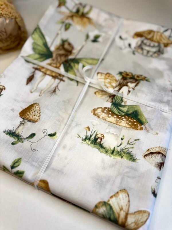 Patalynės užvalkalai Fėja, su žaliais fėjos motyvais