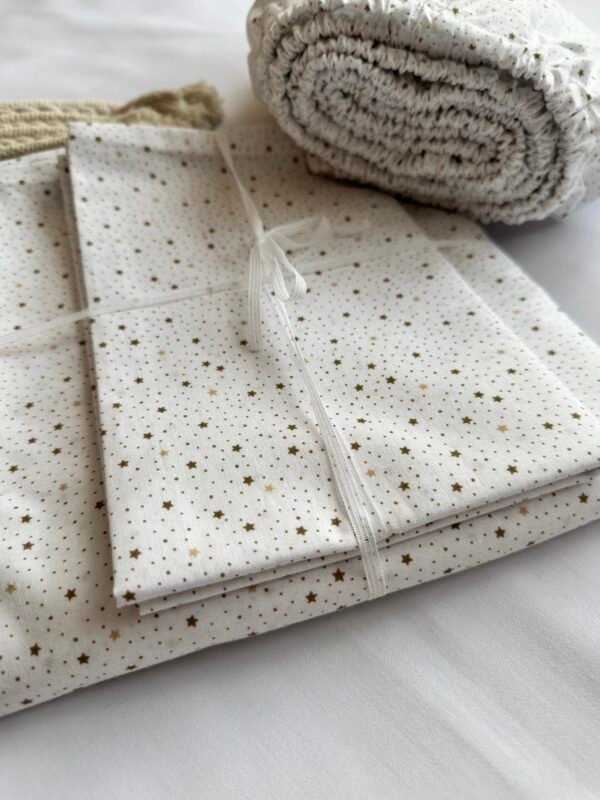 Patalynės užvalkalai Žvaigždutės, su rudų žvaigždučių motyvais